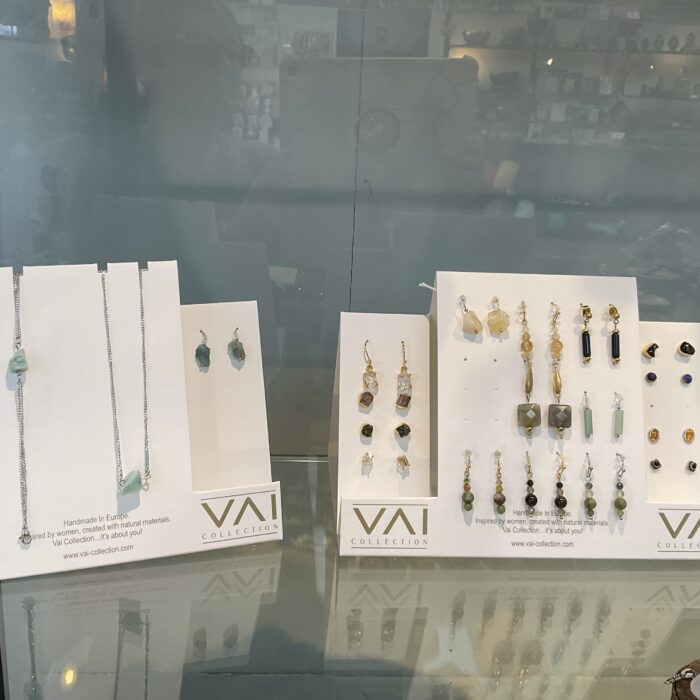 Nieuwe sieraden in de winkel - Afbeelding 2