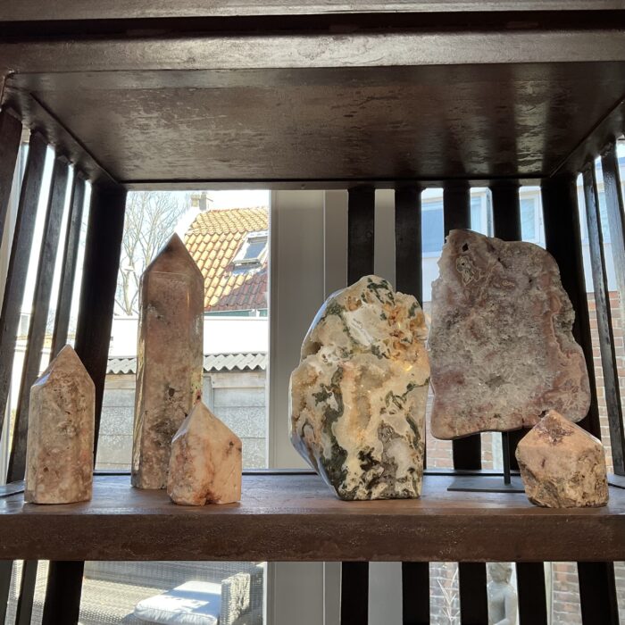 Verschillende ruwe stenen in de Winkel - Afbeelding 4