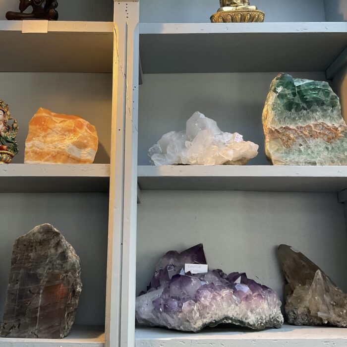 Verschillende ruwe stenen in de Winkel - Afbeelding 2