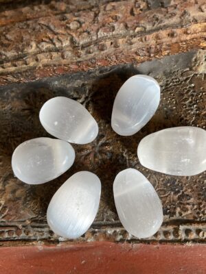 Seleniet hanger doorboord