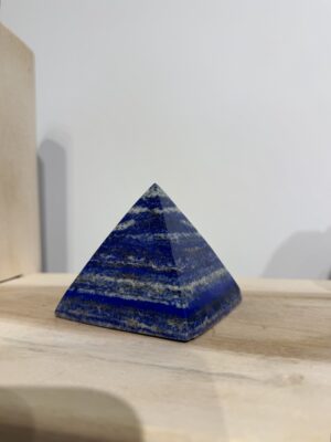 Lapis Lazuli piramide