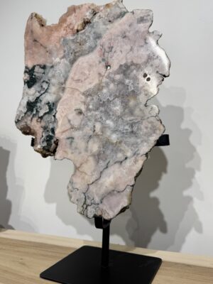 Roze Amethist op standaard